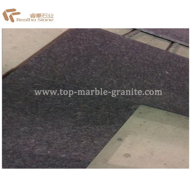 Grey granite kitchen top